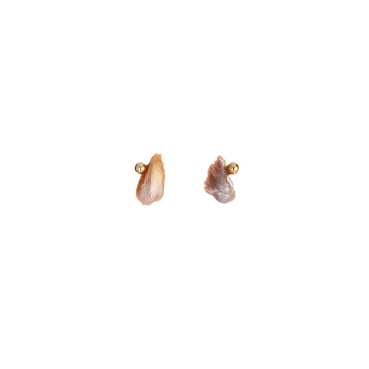 Urania Pearl Rubble Studs